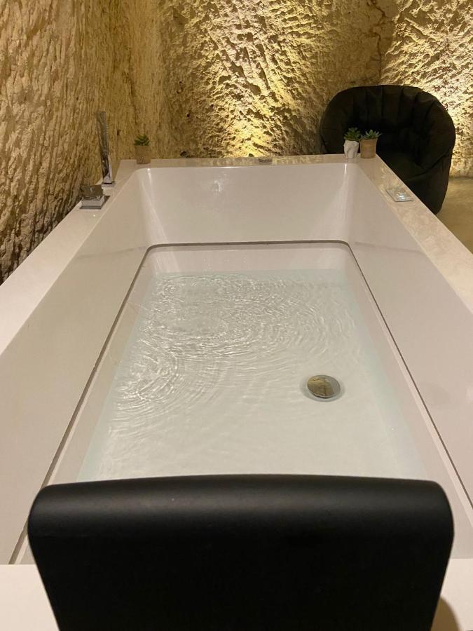 La Grotta Del Relax Villa Ostuni Buitenkant foto